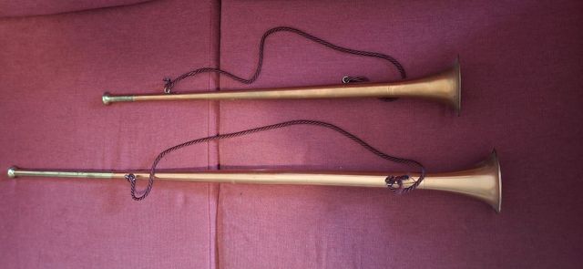 Trompetas antiguas cobre y bronce