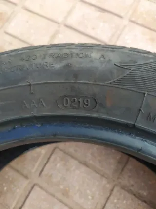 Neumáticos 165/60/14