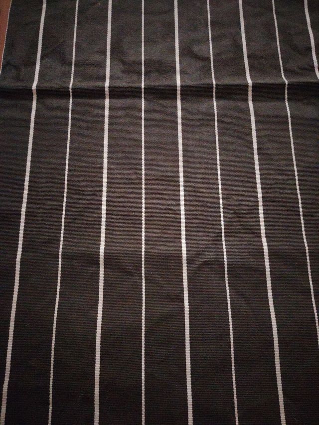 Pack 2 alfombras rayas blanco y negro