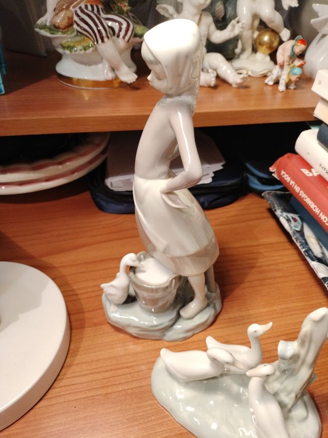 Figura Lladro Niña con Patos