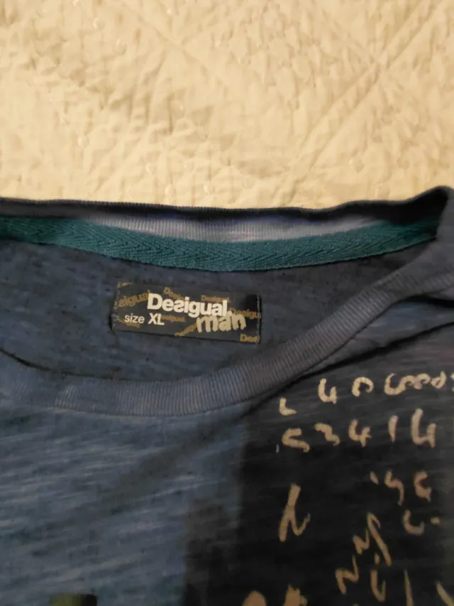 Maglia Desigual con stampe grafiche