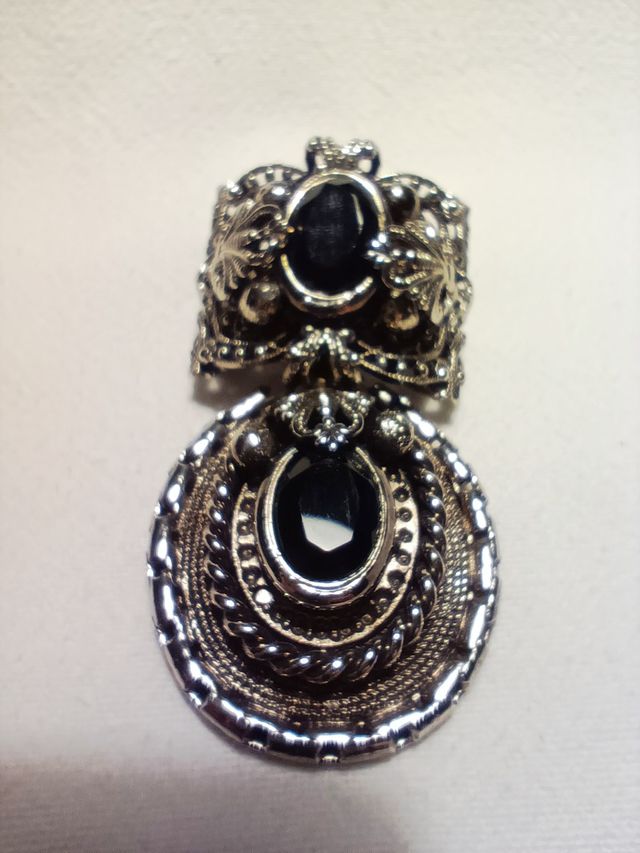 Spilla vintage stile Barocco onice nero