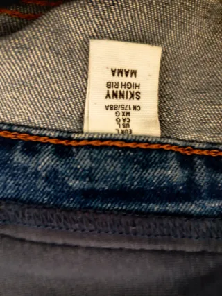 Pantalones premamá. 1 vaquero y 1 chino