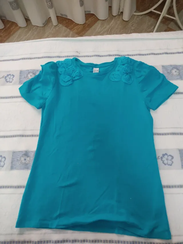 Camiseta niña Zara floral turquesa