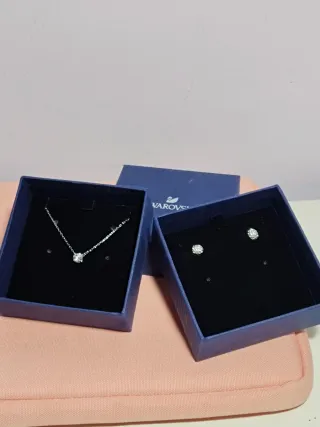 Conjunto Swarovski Collar y Pendientes