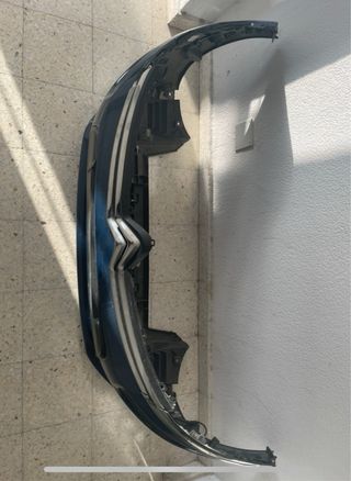 Parachoques delantero c4 2022