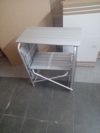 Mesa plegable camping metal y plástico