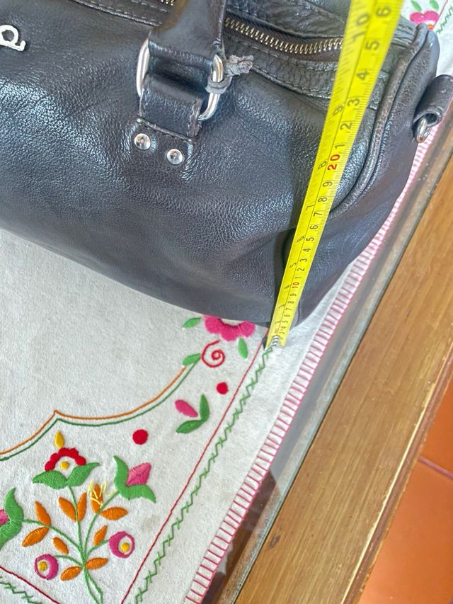 Bolso piel de búfalo marrón oscuro