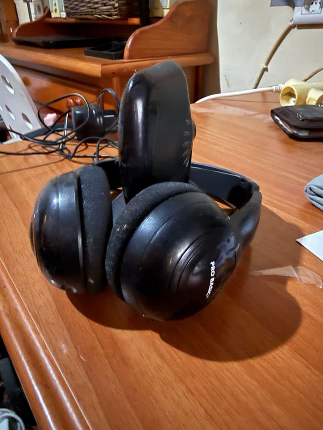 Auriculares Inalámbricos Pro Basic Negros