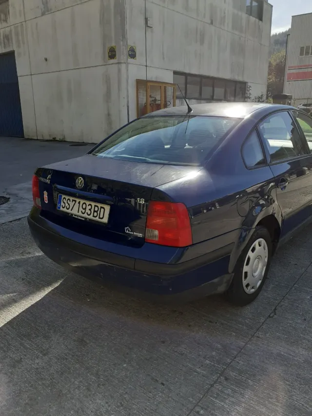 Volkswagen Passat 1998