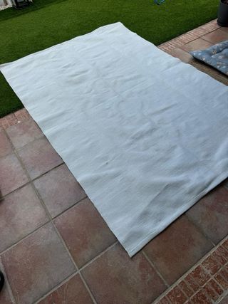 Alfombra Sklum blanca de tela