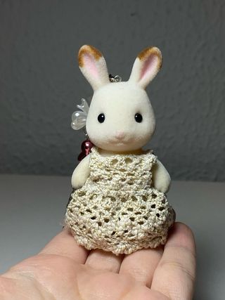 Llavero Conejito Sylvanian con Adornos