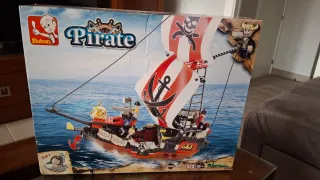 Barco Pirata Sluban 379 Piezas