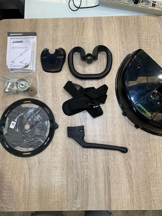 Desbrozadora Greenworks GST1246 1200W