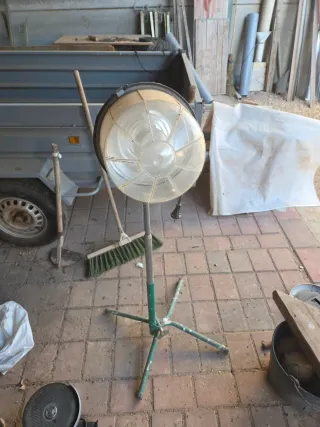 Foco de obra MACC, precio negociable