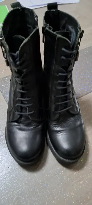 Scarponcini donna in pelle