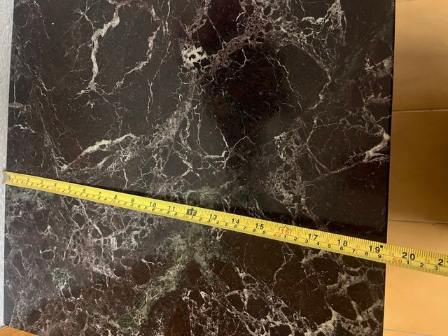 Mesa de centro antigua de mármol