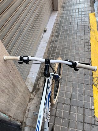 Bicicleta GIANT TALON