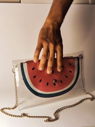 Bolso transparente fiesta sandía dorado