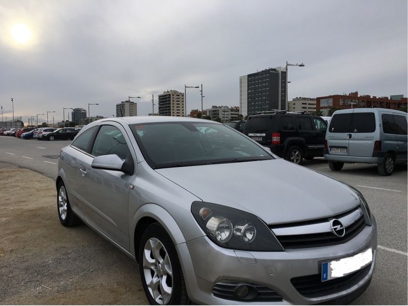 Opel Astra GTC 1.8 16v Sport / Cosmo 2006