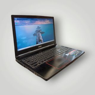 PORTATIL MSI 7RF RAIDER INTEL CORE I7-7700HQ 16GB RAM 256SSD 1 TBHDD  GTX 1070 8GB + CARGADOR