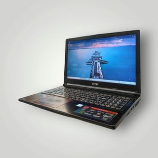 PORTATIL MSI 7RF RAIDER INTEL CORE I7-7700HQ 16GB RAM 256SSD 1 TBHDD  GTX 1070 8GB + CARGADOR