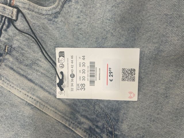 Pantalón vaquero Bershka azul