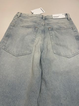 Pantalón vaquero Bershka azul