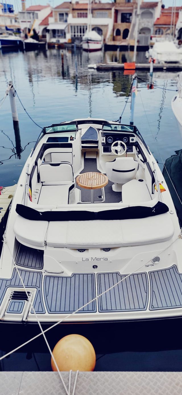 SEA RAY 210 SPXE