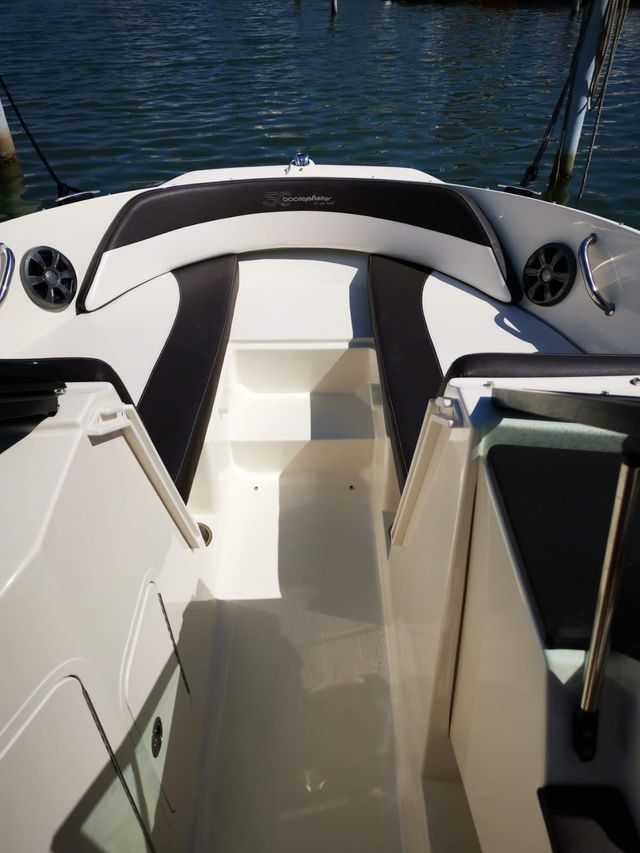 SEA RAY 210 SPXE