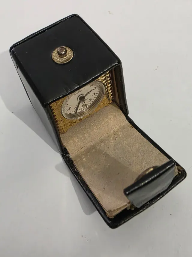 Reloj Nepro Watch Alarm