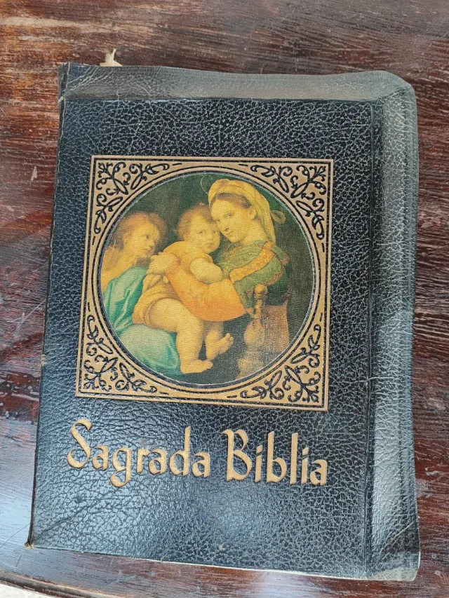 Sagrada Biblia Antigua