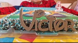 Nombre Victor en 3D ideal para cumpleaños, bodas..