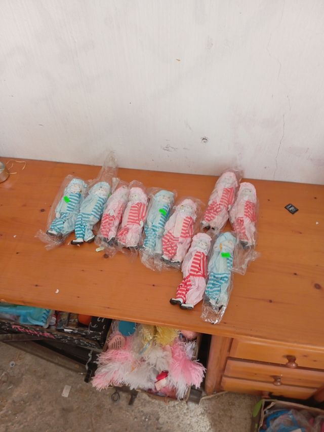 Lote de 10 muñecos de porcelana