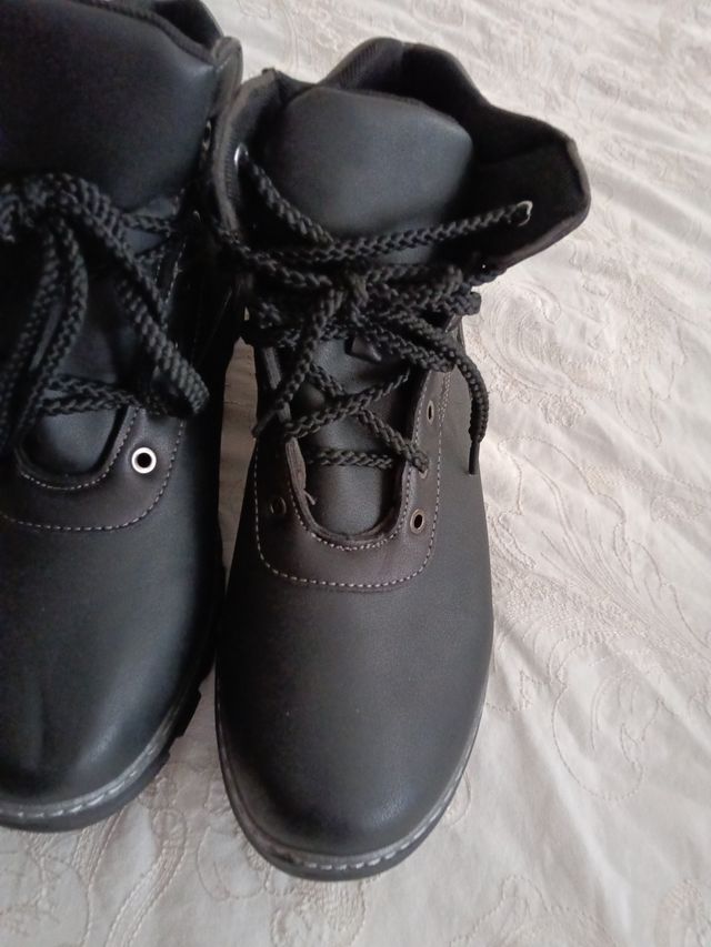 Botas hombre talla 45 nuevas