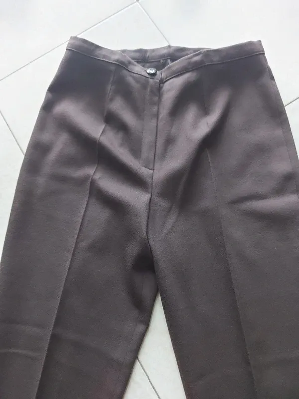Pantaloni eleganti donna marrone
