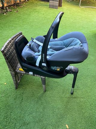 Base Isofix Maxi-Cosi FamilyFix + 2 sedie