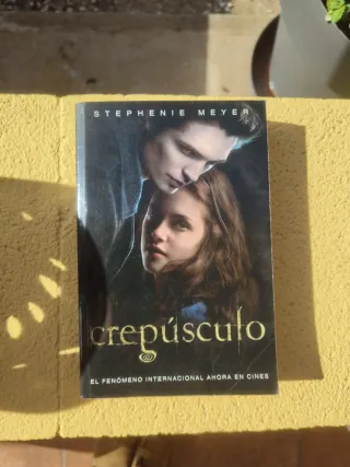 Crepúsculo (Bolsillo) (Spanish Edition)