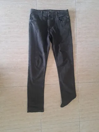 Pantalones tejanos grises