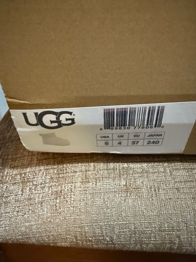 Botas UGG Castanhas