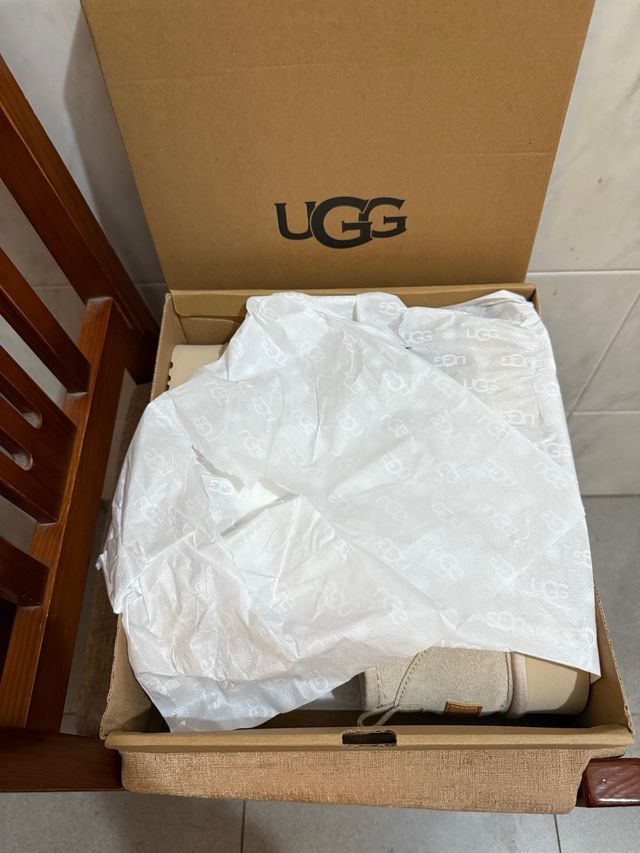 Botas UGG Castanhas
