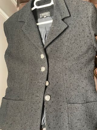 Chaqueta Tommy tipo Chanel Talla 44