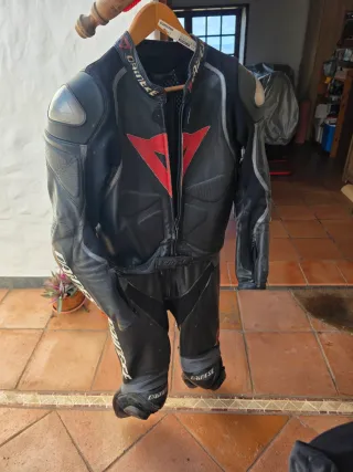 Mono Dainese Laguna Seca Talla 48