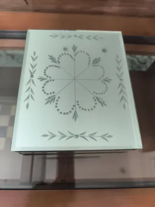 Joyero o caja espejo Zara Home estilo vintage