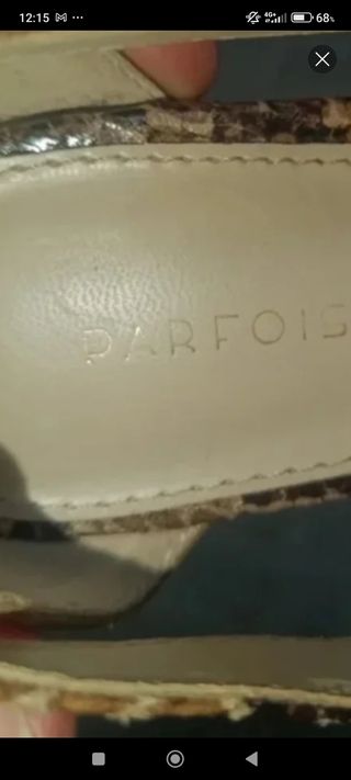 Zapatos tacón estampado serpiente