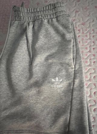 Bermudas Adidas grises talla 34
