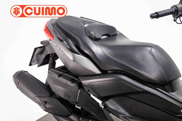 YAMAHA XMAX 400