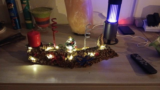 Centro tavola natalizio in sughero