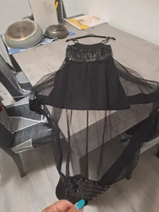 Vestito corto davanti, lungo dietro