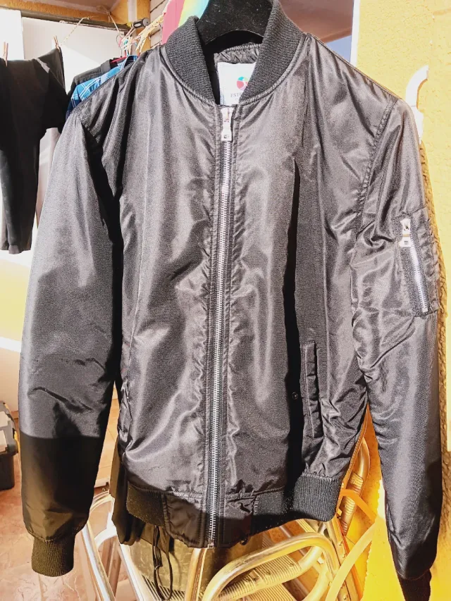 Chaqueta Bomber Negra Talla L